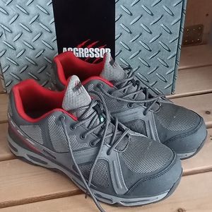 AGGRESSOR: Men’s Steel Toe/Plate Low-Cut Safety Athletic Shoe (Size 10)